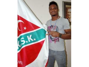 Chikeluba Ofoedu Karşıyaka’da