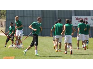 Bursaspor Vojvodina Maçına Bileniyor