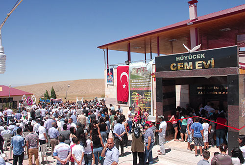 Hüyücek Cemevi Törenle Açıldı