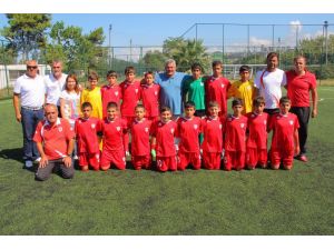 Samsunspor U-13 Takımı Ödüllendirildi
