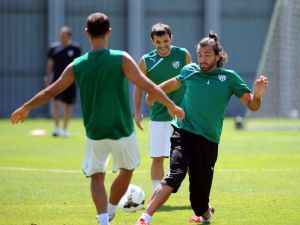 Bursaspor Vojvodina Maçına Kilitlendi