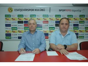 Eskişehir’de Türk Dünyası Futbol Şöleni