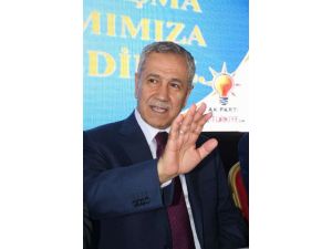 Bülent Arınç Jüri Üyeliğine Soyundu