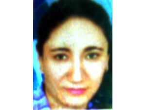 Karısını 27 Yerinden Bıçakladı