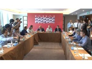 Hakemler Ve Teknik Direktörler Yeni Sezon Öncesi Bir Araya Geldi