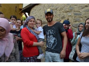 Murat Boz Cumalıkızıka Hayran Kaldı