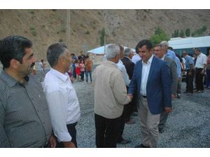 Bdp’li Zozani Öcalan’ın Selamını Köylere İletiyor