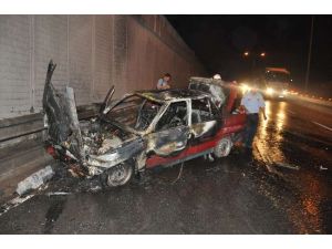 Yanan Araçtan Son Anda Kurtuldular