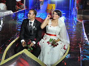 Şampiyonları  Buluşturan Düğün