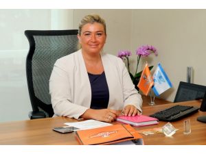 Lıttle Caesars, Türkiye Yoluna Banu Arıduru İle Devam Ediyor