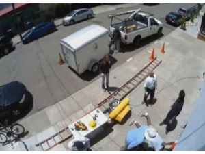 Başına Merdiven Devrilen Genç Ölümden Bakın Nasıl Kurtuldu?