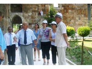 Bosna Hersek Savunma Bakanı Osmiç, Efes’i Gezdi