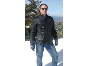 Poz Verirken Kayalıklardan Düşüp Öldü