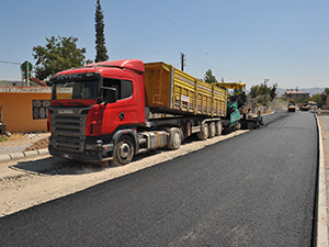 Asfalt Çalışmaları 5 Nisan Mahallesinde