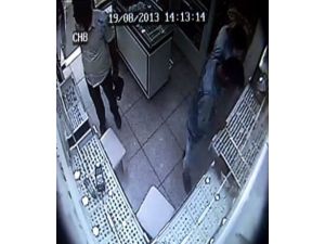 Geri Vermek İçin Çalmışlar