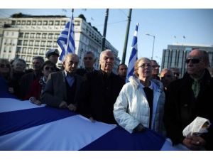 Yunanistan’a ’’alman’’ Paketi