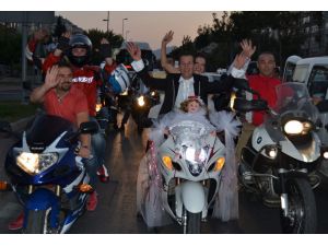 Kayseri’de Motosikletli Düğün Konvoyu
