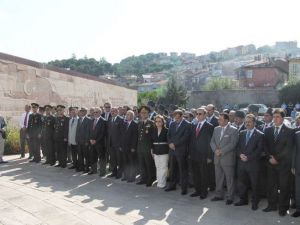 Celal Bayar Anıldı