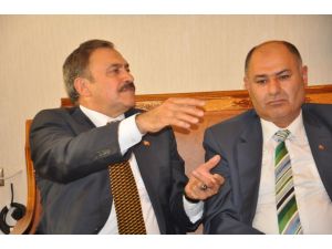 Bakan Eroğlu Suriyedeki Mezalimi Yorumladı