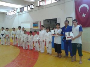 Yalovalı Judoculara Judogileri Verildi