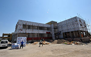 Başkan Poyraz İtfaiye Binası inşaatını İnceledi 