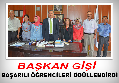 Başkan Gişi, Başarılı Öğrencileri Ödüllendirdi