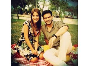 Yakışıklı Oyuncudan “aşk” Fotoğrafı