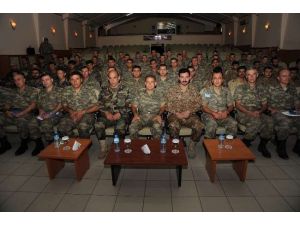 3 Ülkeden Ortak Gövde Gösterisi