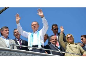 Bize Eğilmek Yakışmaz