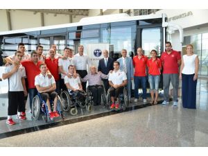 Temsadan Tekerlekli Sandalye Basketbol Milli Takımına Otobüs
