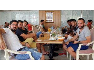 Mersin İdmanyurdu Moral Depoladı
