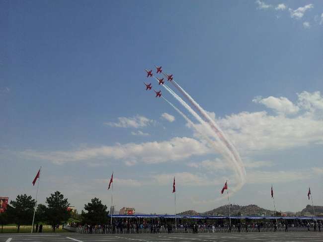 Türk Yıldızları’nın Gösterisi Nefes Kesti
