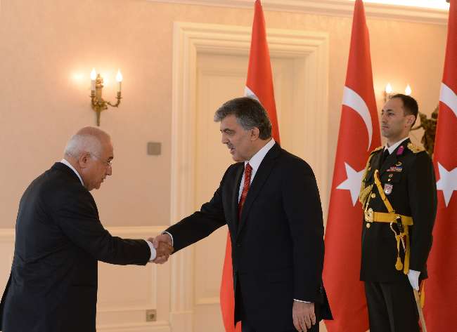 Gül: Kimyasal Silaha Karşı Mutlaka Yanıt Verilmeli