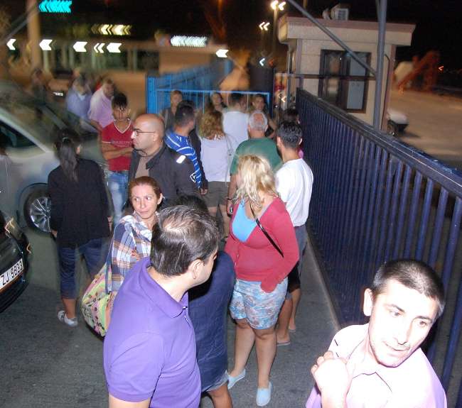 Feribot Yolcuları İsyan Etti