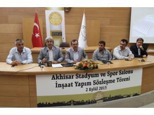 Akhisar Stadyumu Yapım Sözleşmesi İmzalandı