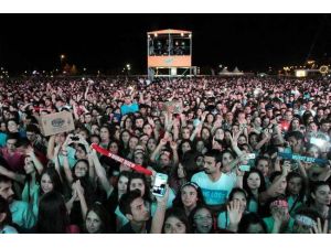 Murat Boz Samsun’u Coşturdu