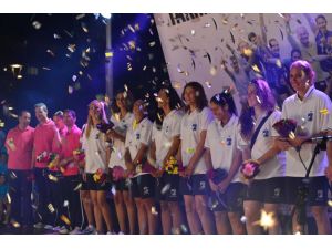 Acıbadem Bayanlar Voleybol Ligi