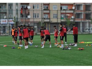 1930 Bafraspor’da Üsküdar Anadoluspor Maçı Hazırlıkları Başladı