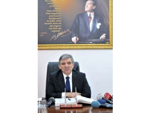 Gül Soruları Cevapladı