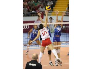 Filenin Sultanları Avrupa Yolunda