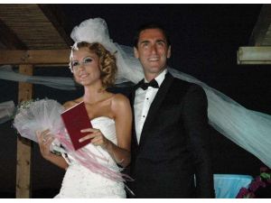 Ünlü Oyuncu Dünya Evine Girdi