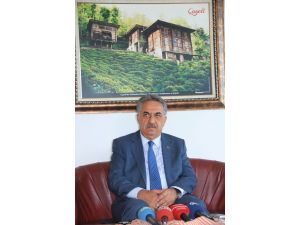 Ak Parti Tüzüğündeki 3 Dönem Maddesi İçin Değişiklik Sinyali