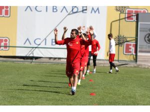 Es Es’te Günde İki Antrenman