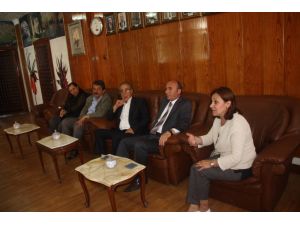 Chp’li Vekilden Bdp’li Bederhanoğlu’na Ziyaret