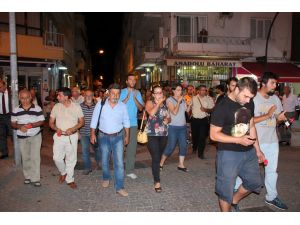 Eylemciler Bir Muhabiri Linç Etmek İstedi