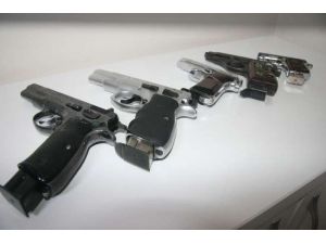 Bu Silahlar Poşetten Çıktı