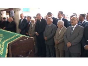 Çiçek Ve Erdoğan Cenaze Töreninde