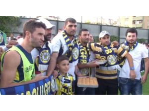 Fenerbahçe’ye Taraftar Morali