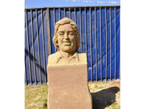 Yeşilçam Starları Lara Sahillerinde