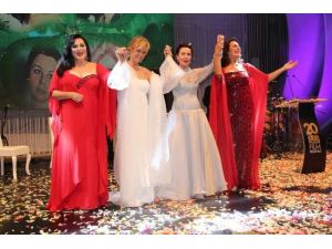 Türkan Şoray İçin Gözyaşı Döktü